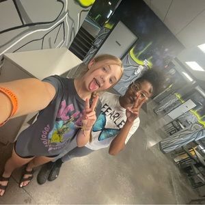 Meet your Posher, Rachelle